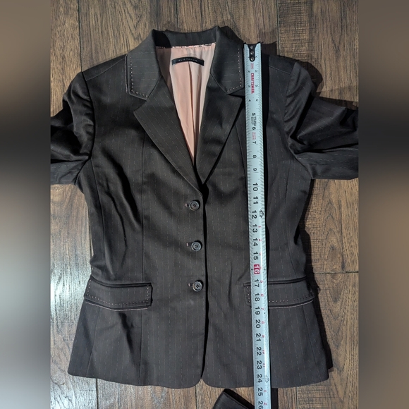 Elie Tahari Women's Long Sleeved Collared Lined Two Piece Pant Suit Brown Size 8 - Picture 6 of 16